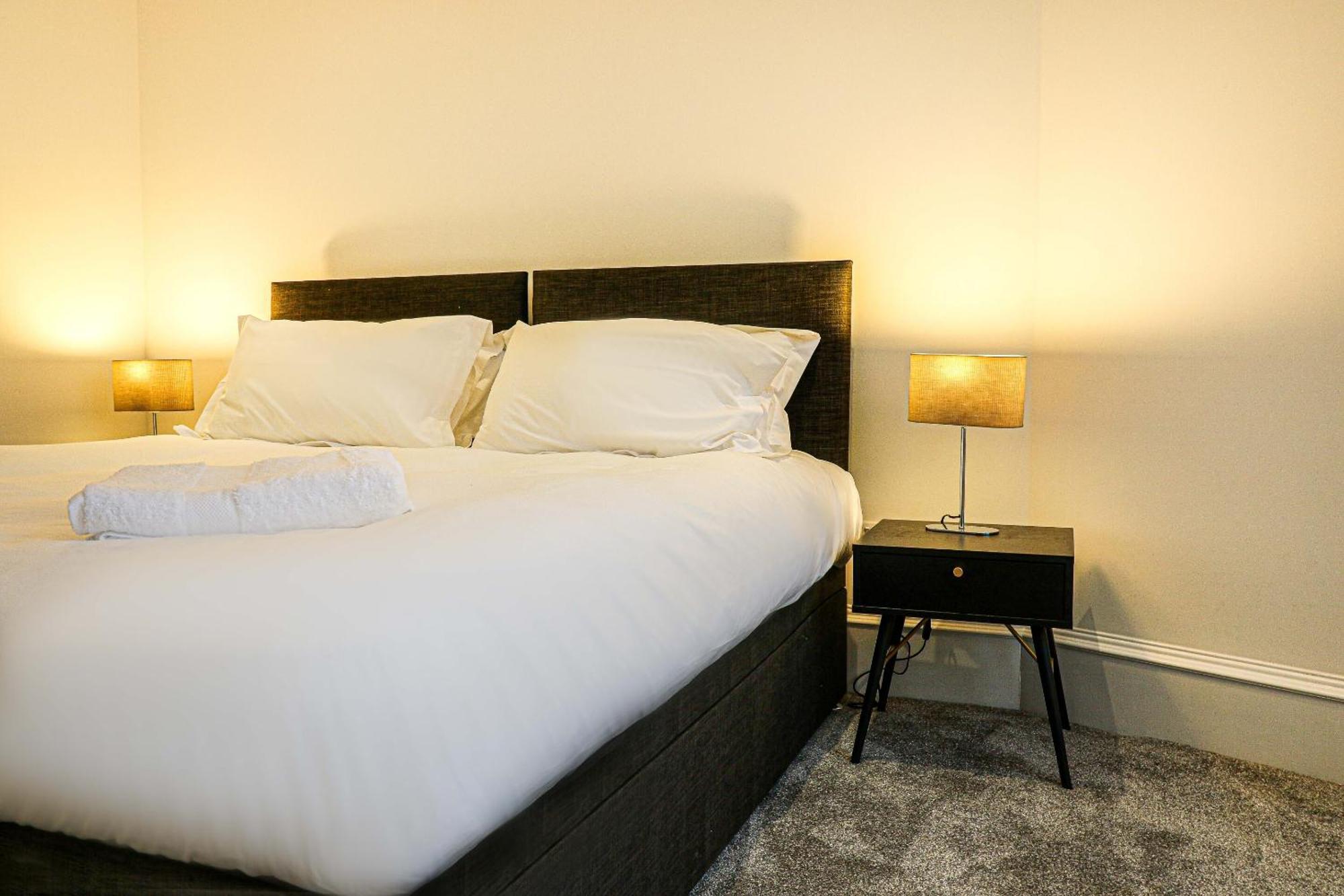 Beachwalk Apartments By Nova Suites Ayr Zimmer foto